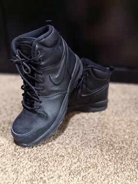 Nike Boys All-Black Leather High-Top Boots